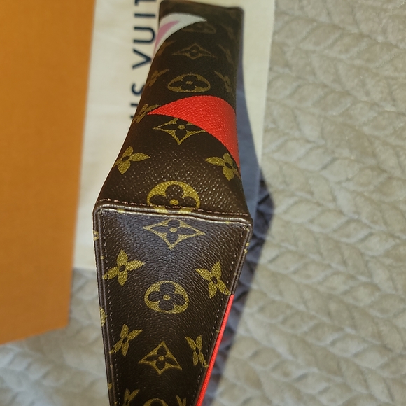 Louis Vuitton Game On Toiletry 26 Bag XL Coated Canvas Monogram Limited Edition - Picture 4 of 15